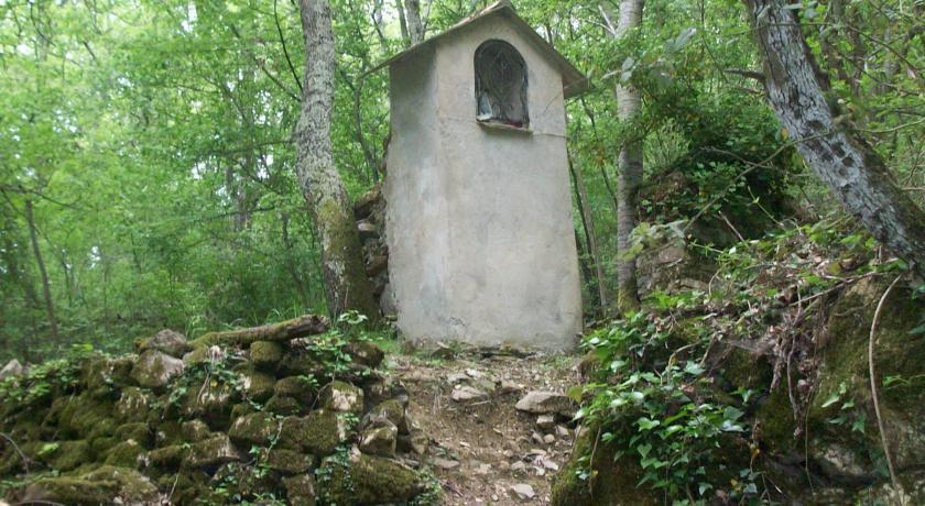 Piccolo Rifugio Nel Verde Chiusavecchia Kültér fotó